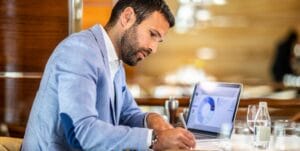 microsoft-dynamics-365-crm-para-servicos-financeiros