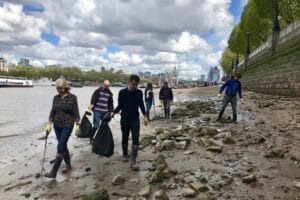 alfapeople joins the fight against plastic pollution in the thames