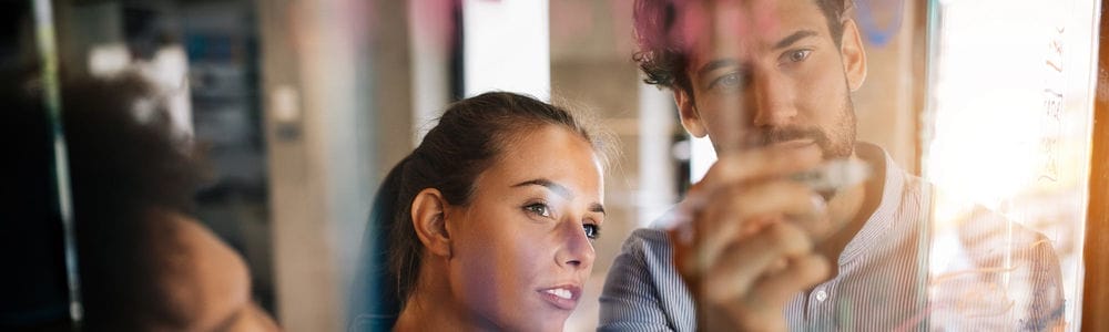 Echeverría Izquierdo fornyer datastrategien med Fabric