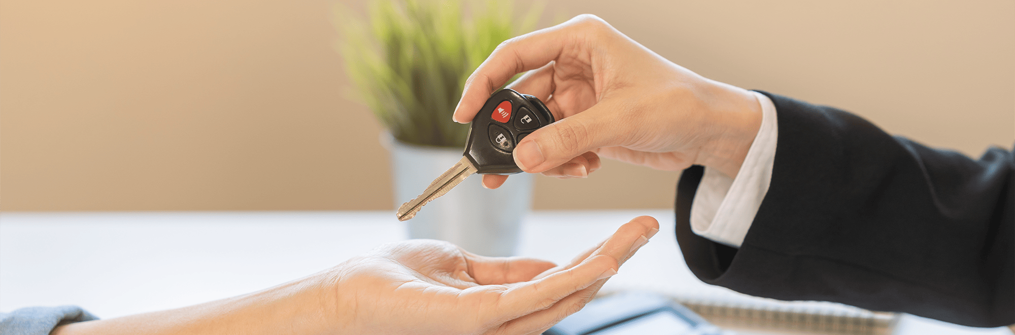 La Tendencia del Renting en la Industria Automotriz y Cómo AlfaPeople Apoya esta Modalidad 