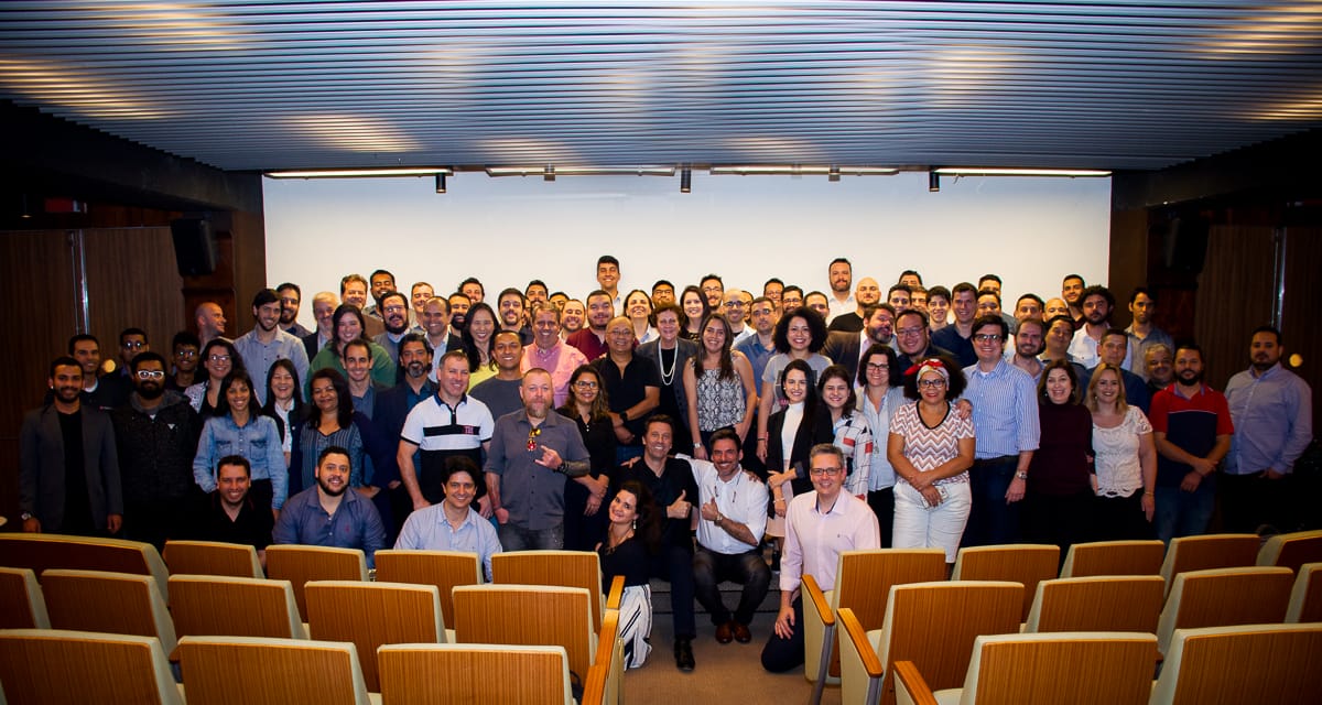 AlfaPeople celebrates 15 years of operations in Brazil with art and entertainment at our mid-year review