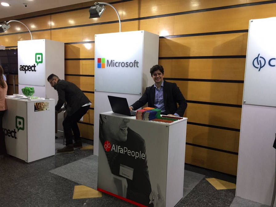 Summit – The New Age of Customer Relationship: Continuity or Disruption?