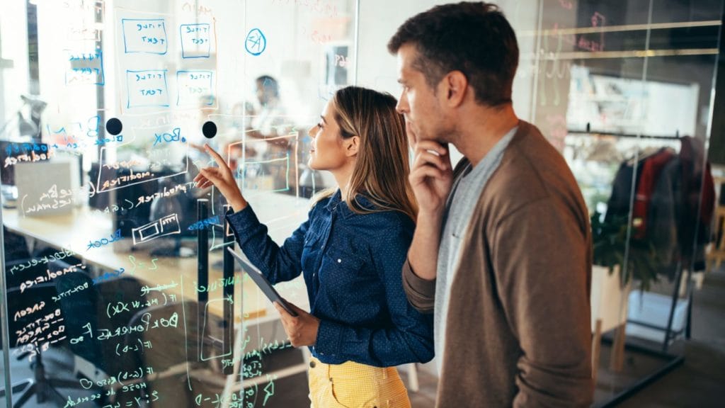 Neue Unternehmenssoftware in sechs Schritten 1 2 scaled 1