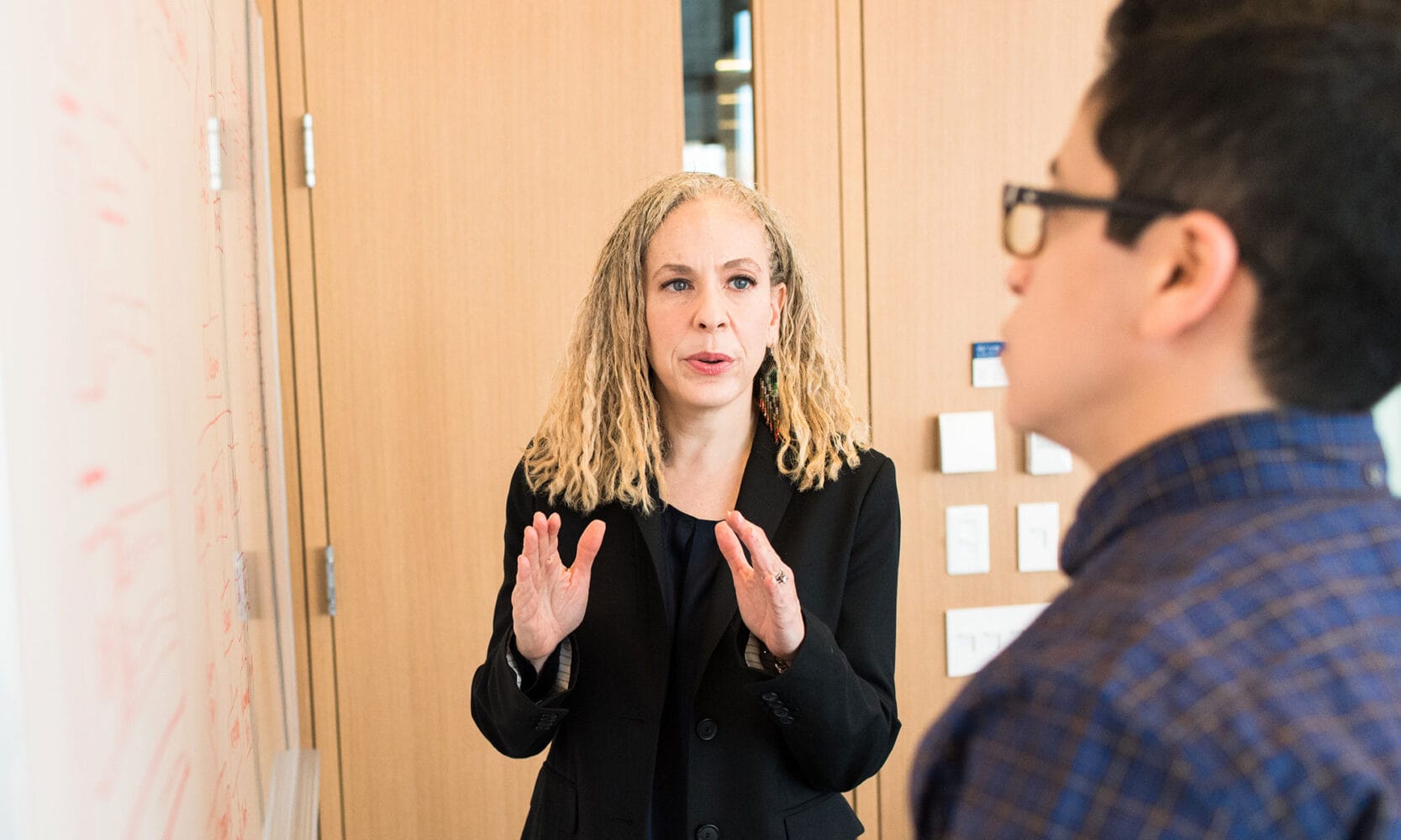 Collaboration between sales and marketing saves companies billions